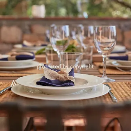 Luxury Sea View ليريسي